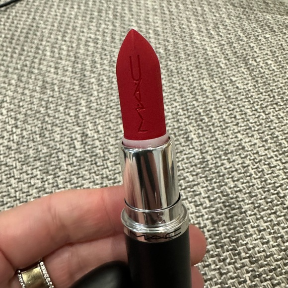 MAC Cosmetics Red Lipstick - Ruby Woo - Picture 1 of 10